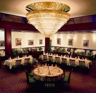 Hotel Битбург Экстерьер фото